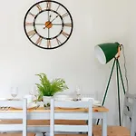 Albatross House - Comfy Home With Parking