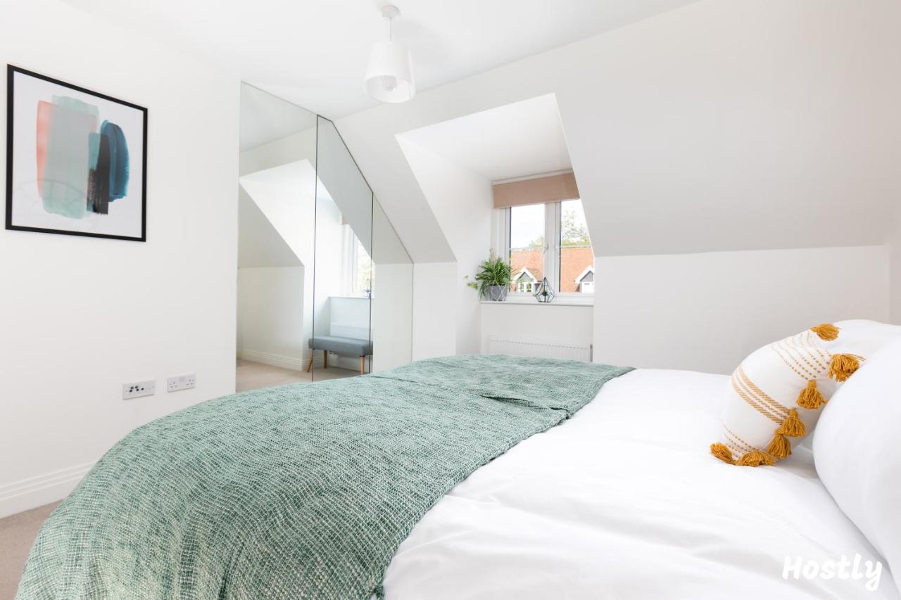 Albatross House - Comfy With Parking Slough