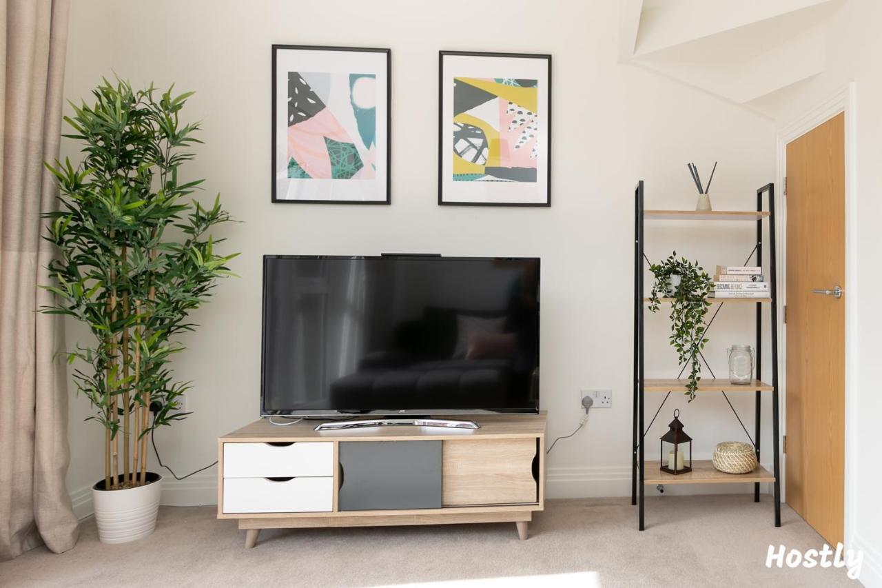 Albatross House - Comfy With Parking Apartment *